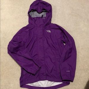 Girls North Face Resolve Jacket size M (10/12)